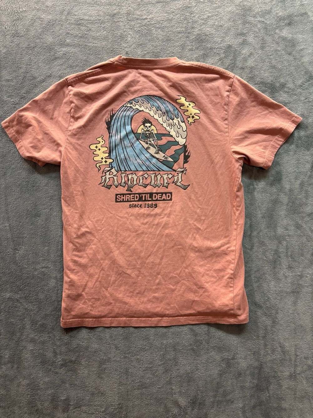 SMALL Rip Curl Shred 'Til Dead Graphic Standard Fit T-Shirt